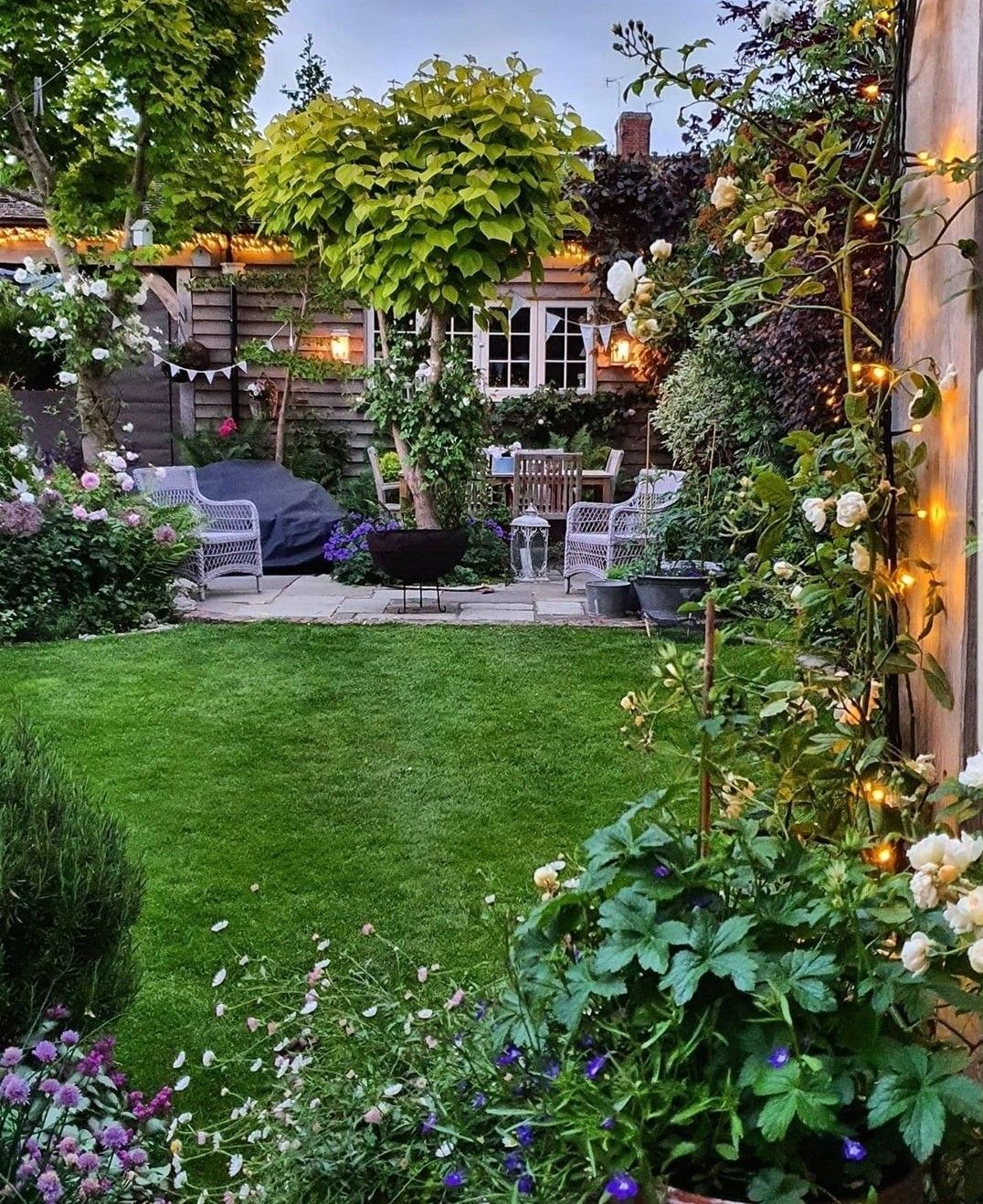 28 Charming Garden Ideas That You'll Like 13 pinterest 693132198929613280