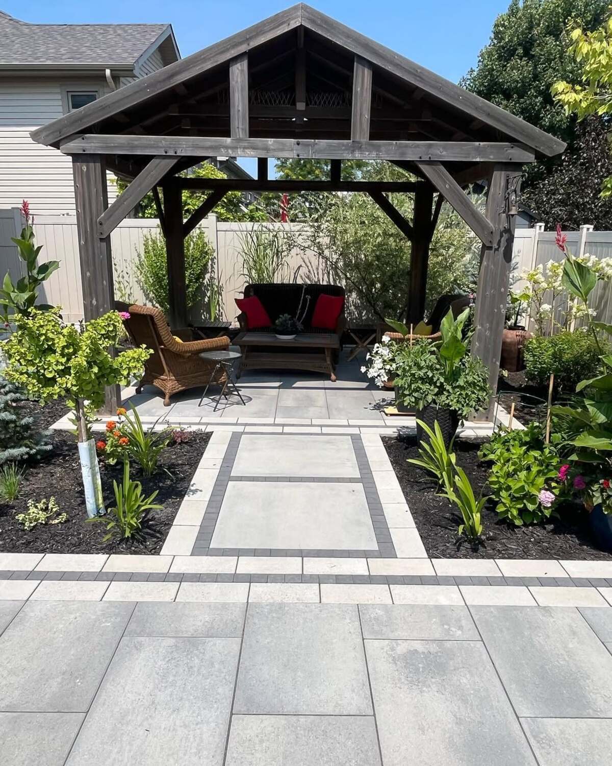stunning-small-garden-design-3 stunning small garden design 3
